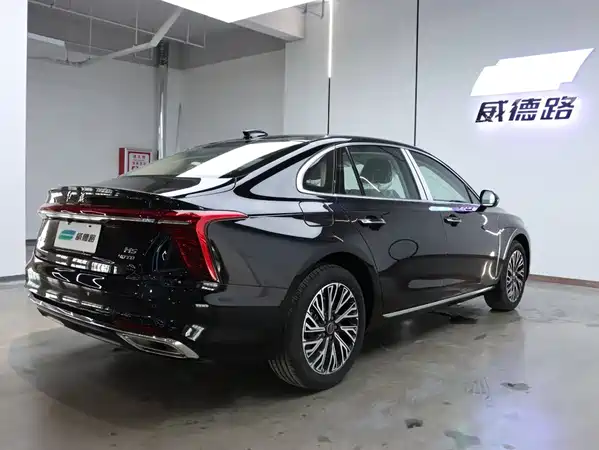 Hongqi H5 2026