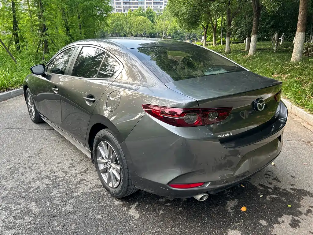 Mazda 3 Axela 2021