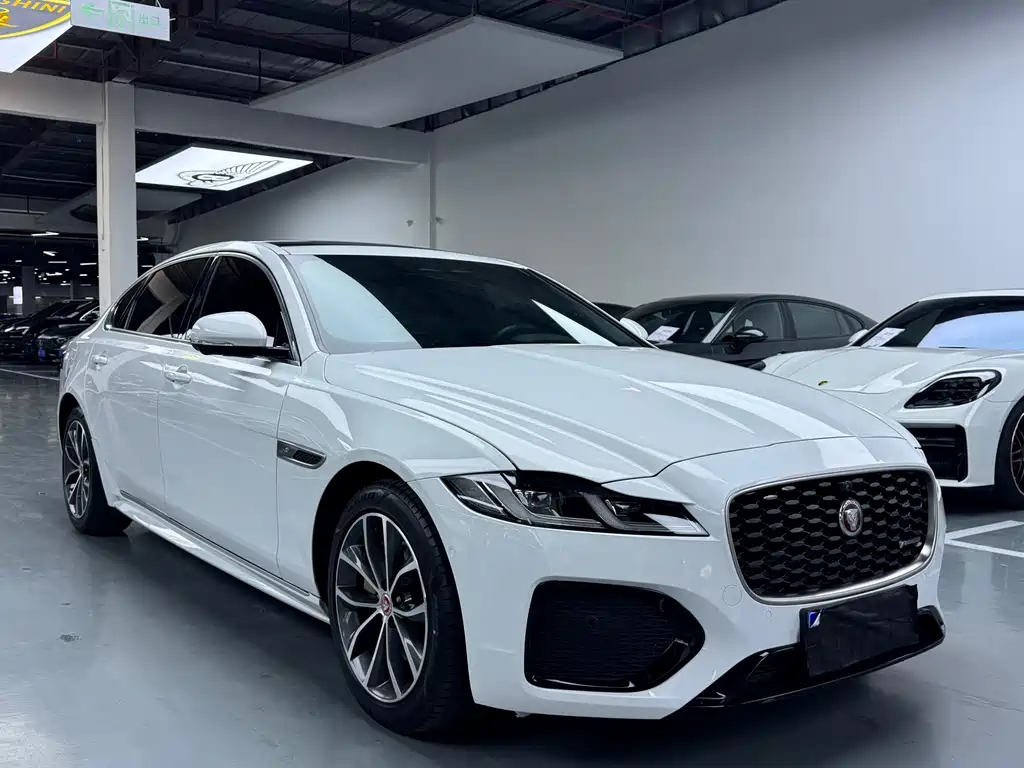 Jaguar XFL 2023 — фото 3