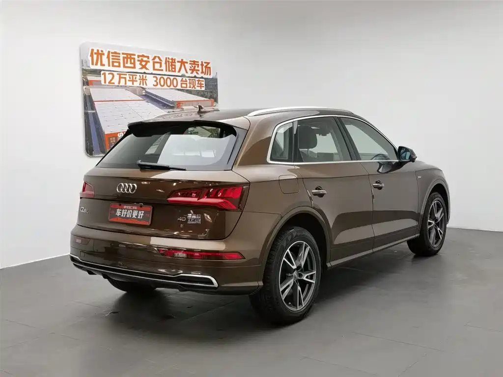 Audi Q5L 2019 — фото 2