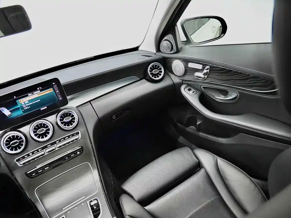 Mercedes-Benz C-Class 2020 — фото 25