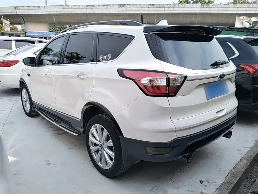 Ford Kuga 2017 — фото 5