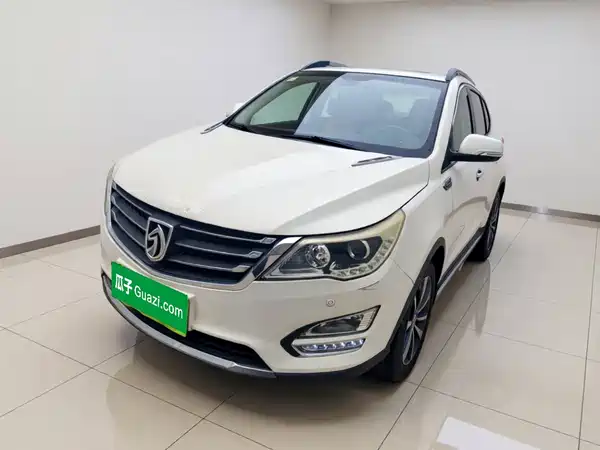 Baojun 560 2015