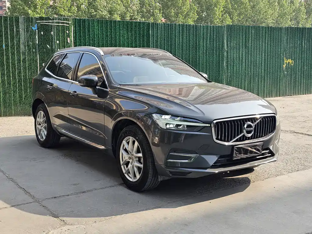 Volvo XC60 2021 — фото 2