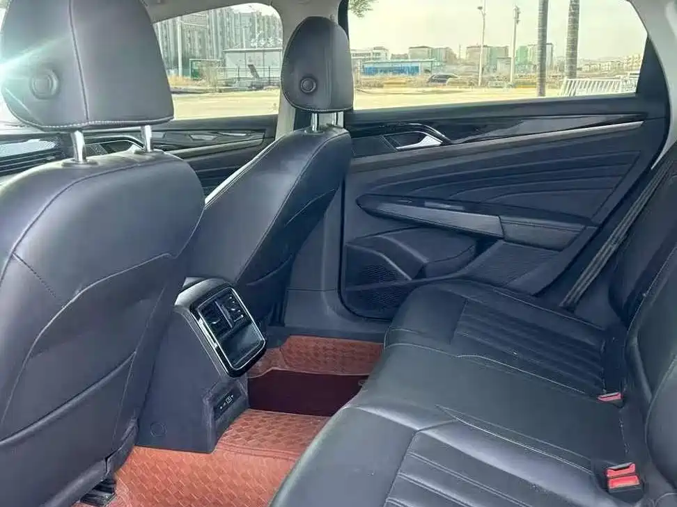 Volkswagen Passat 2021