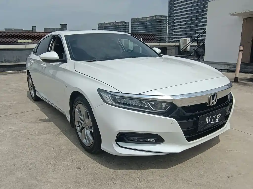 Honda Accord 2018 — фото 3