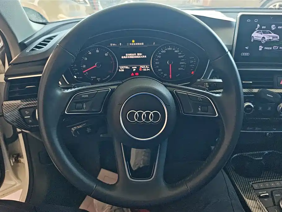 Audi A4L 2018 — фото 15
