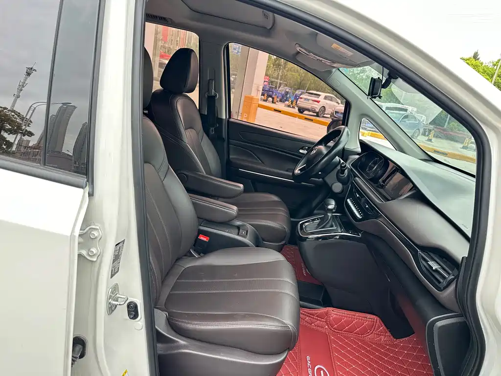 GAC Motor Trumpchi M6 2020 — фото 12