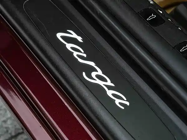 Porsche 911 2004