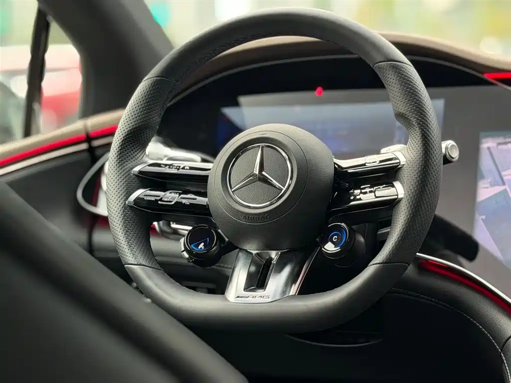 Mercedes-Benz EQS AMG 2025 — фото 11