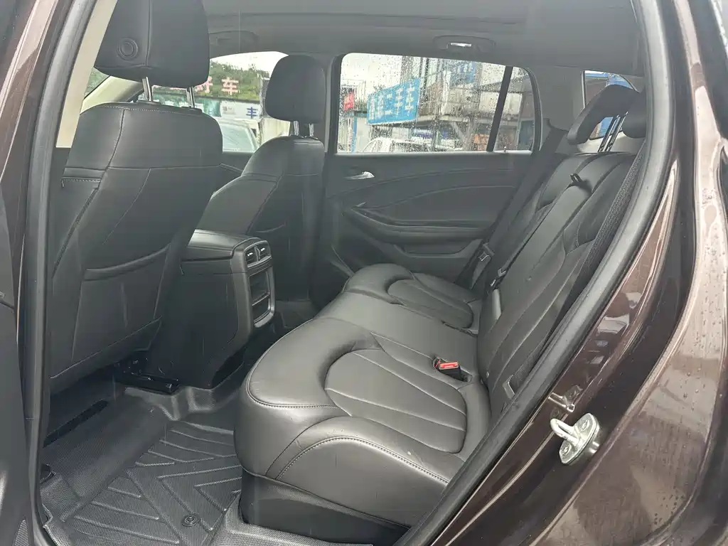 Buick Envision Plus 2021 — фото 11