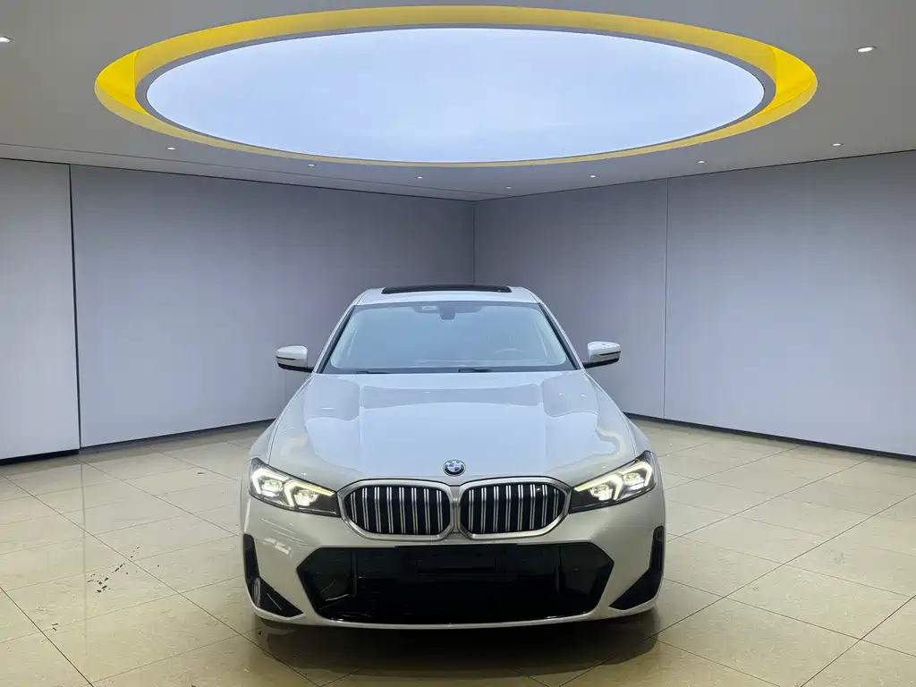 BMW 3 Series 2023