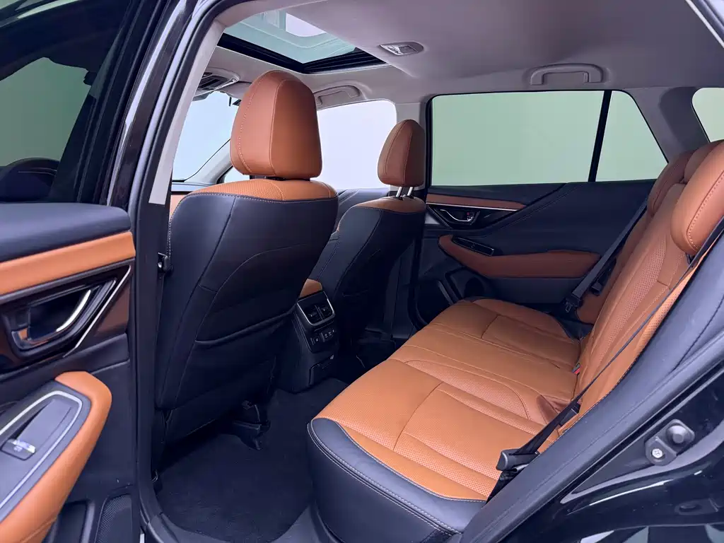 Subaru Outback 2021 — фото 12