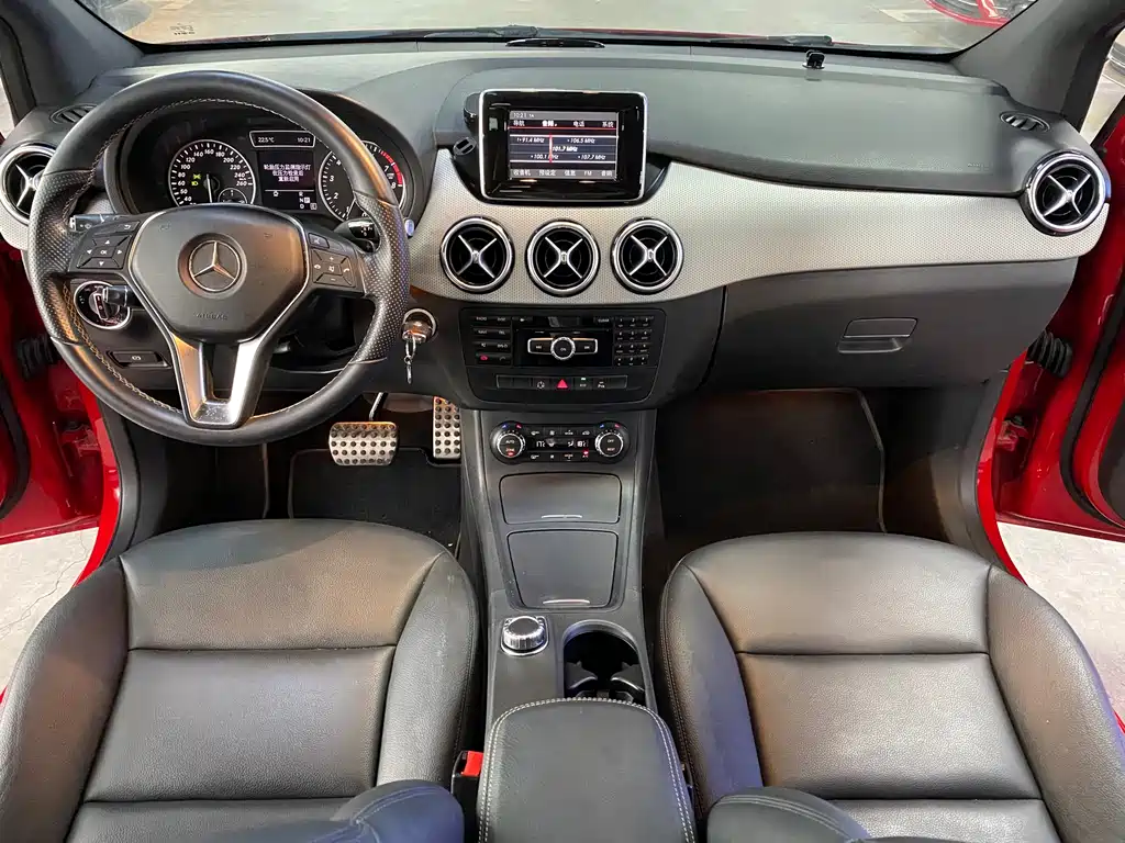 Mercedes-Benz B-Class 2013 — фото 14