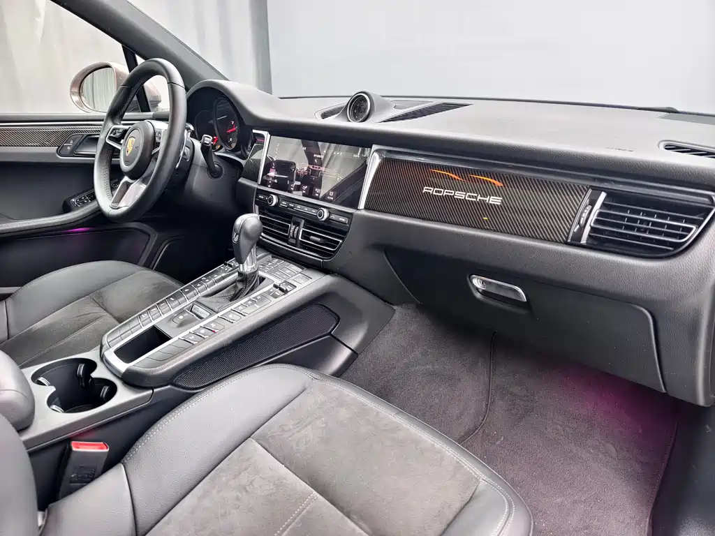 Porsche Macan 2019 — фото 16