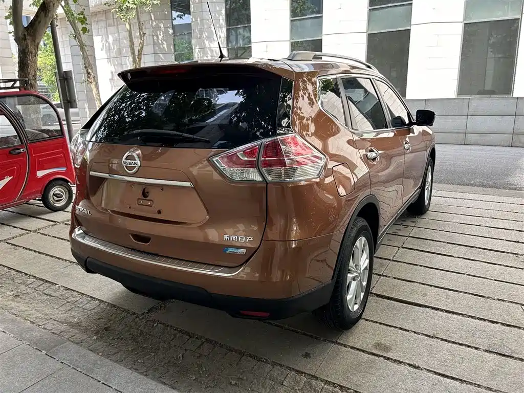 Nissan X-Trail 2015 — фото 6