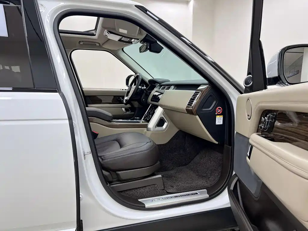 Land Rover Range Rover 2018 — фото 17