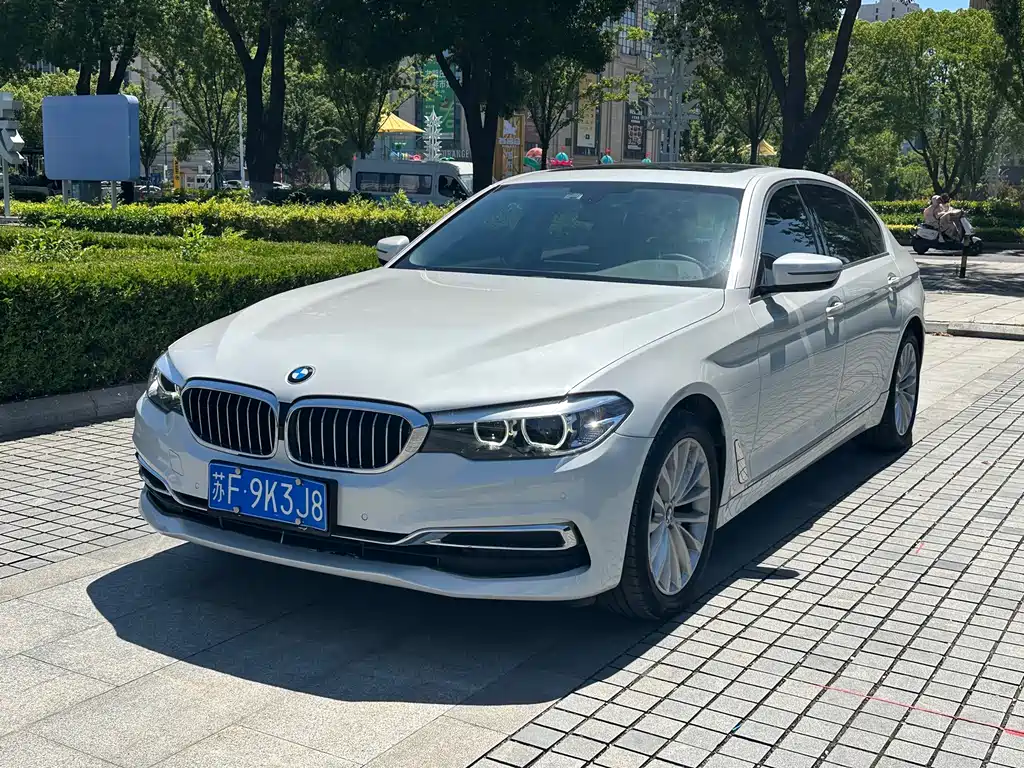 BMW 5 Series 2020