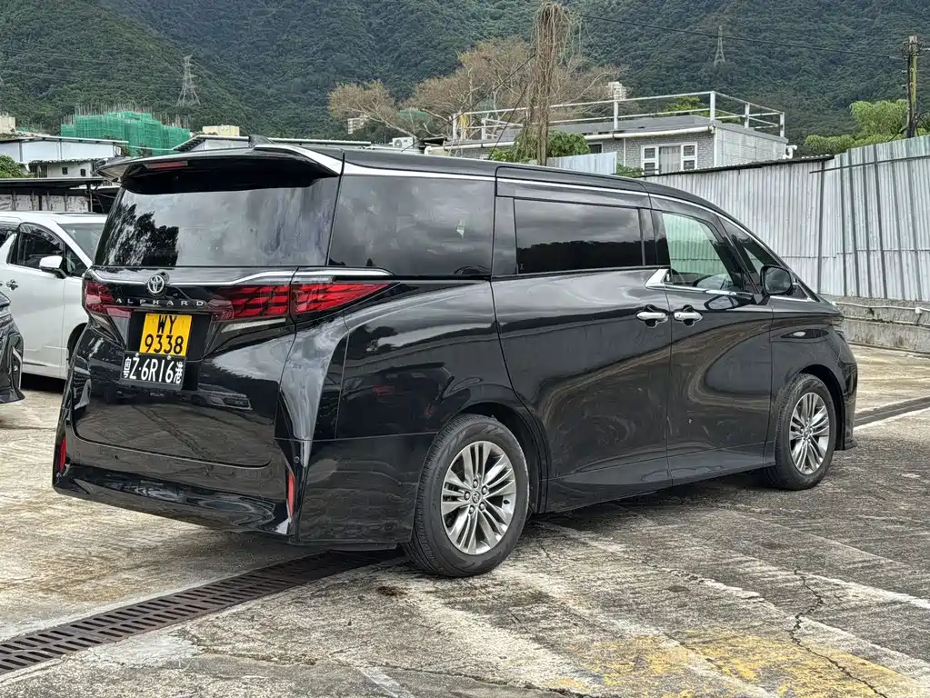Toyota Alphard 2026 — фото 15