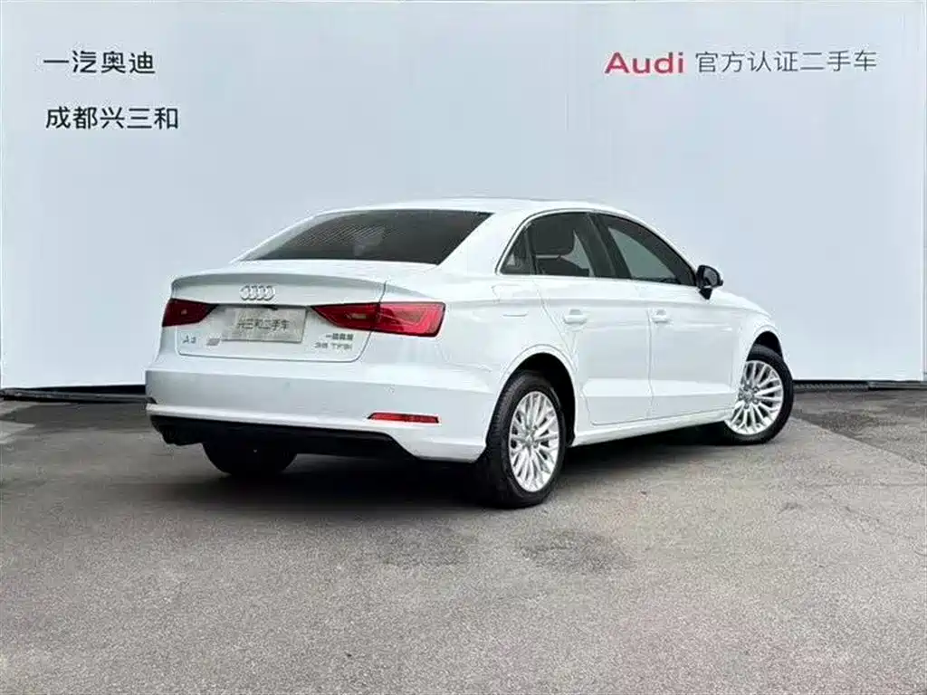 Audi A3 2015 — фото 4