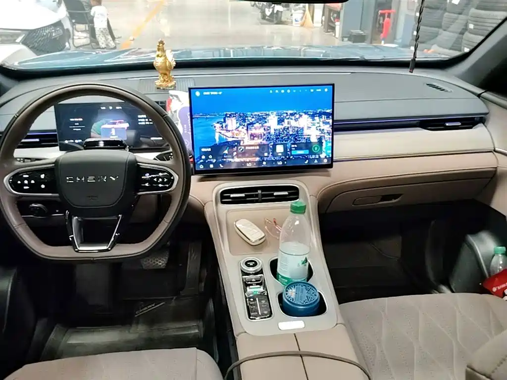 Chery Tiggo 8 PLUS C-DM 2025 — фото 10