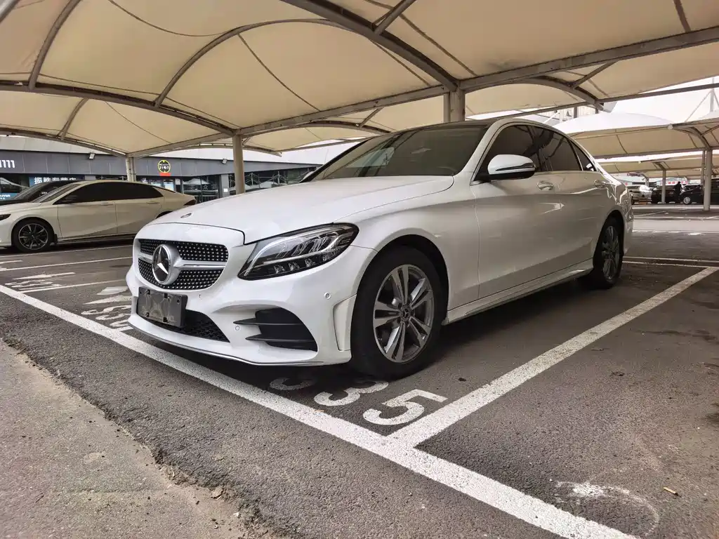 Mercedes-Benz C-Class 2021