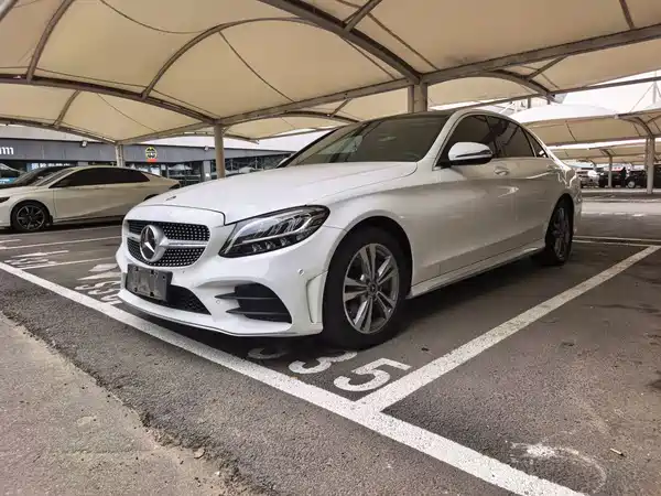 Mercedes-Benz C-Class 2021