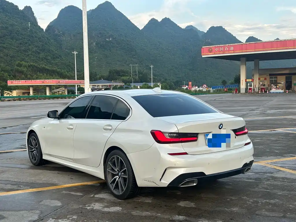BMW 3 Series 2021
