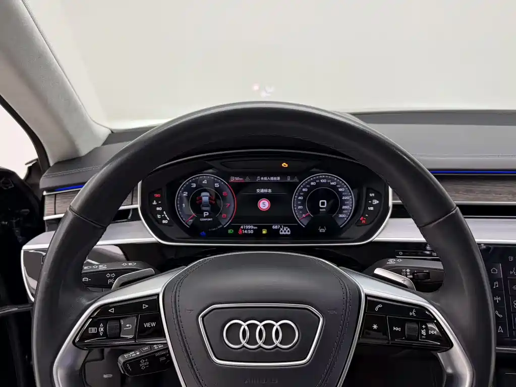 Audi A8 2023 — фото 23