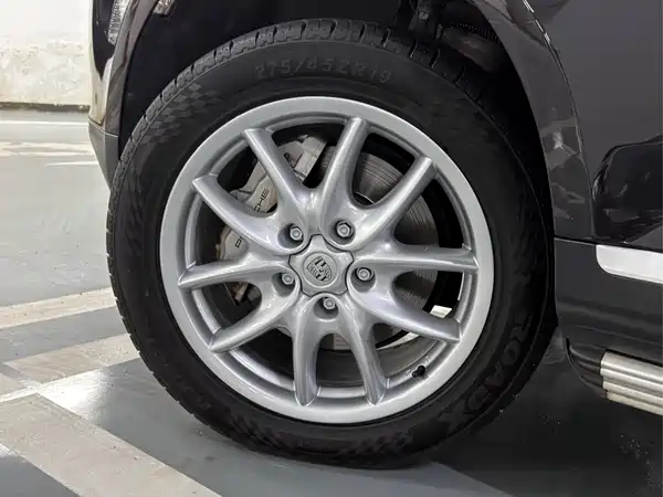 Porsche Cayenne 2005