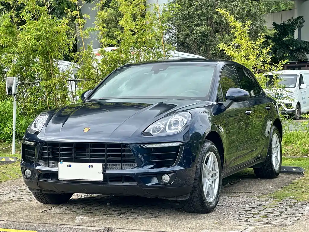 Porsche Macan 2018 — фото 1