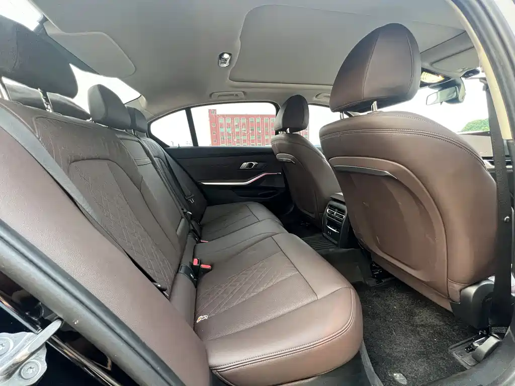 BMW i3 2024 — фото 18