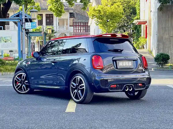 MINI JCW 2021