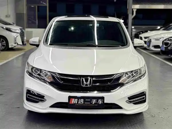 Honda Jade 2017