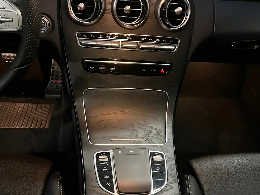 Mercedes-Benz C-Class 2019 — фото 11