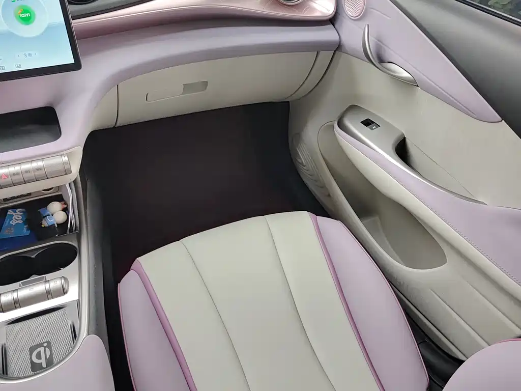 BYD Dolphin 2022 — фото 16
