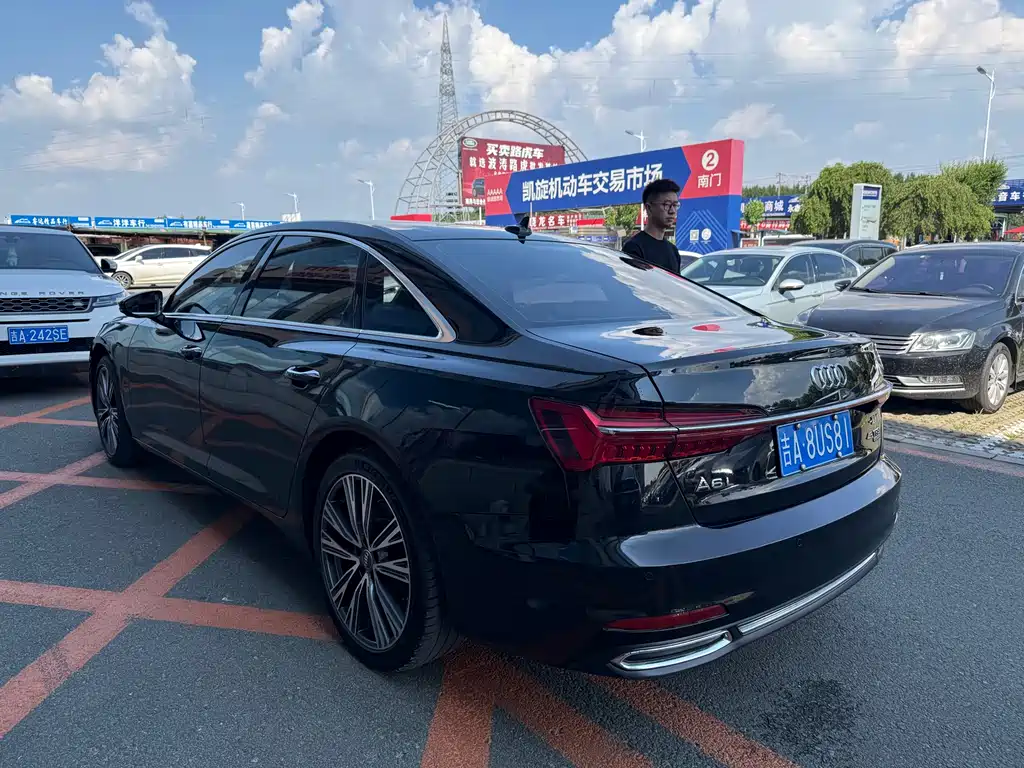 Audi A6L 2020