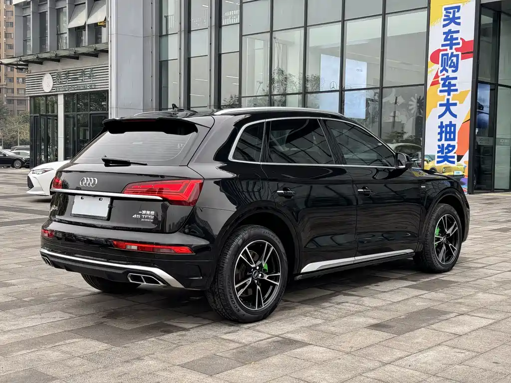 Audi Q5L 2022 — фото 4