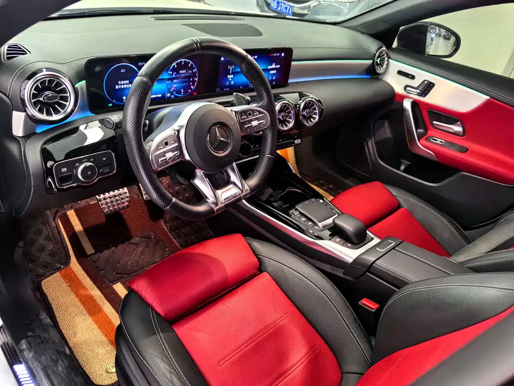 Mercedes-Benz CLA AMG 2023 — фото 5