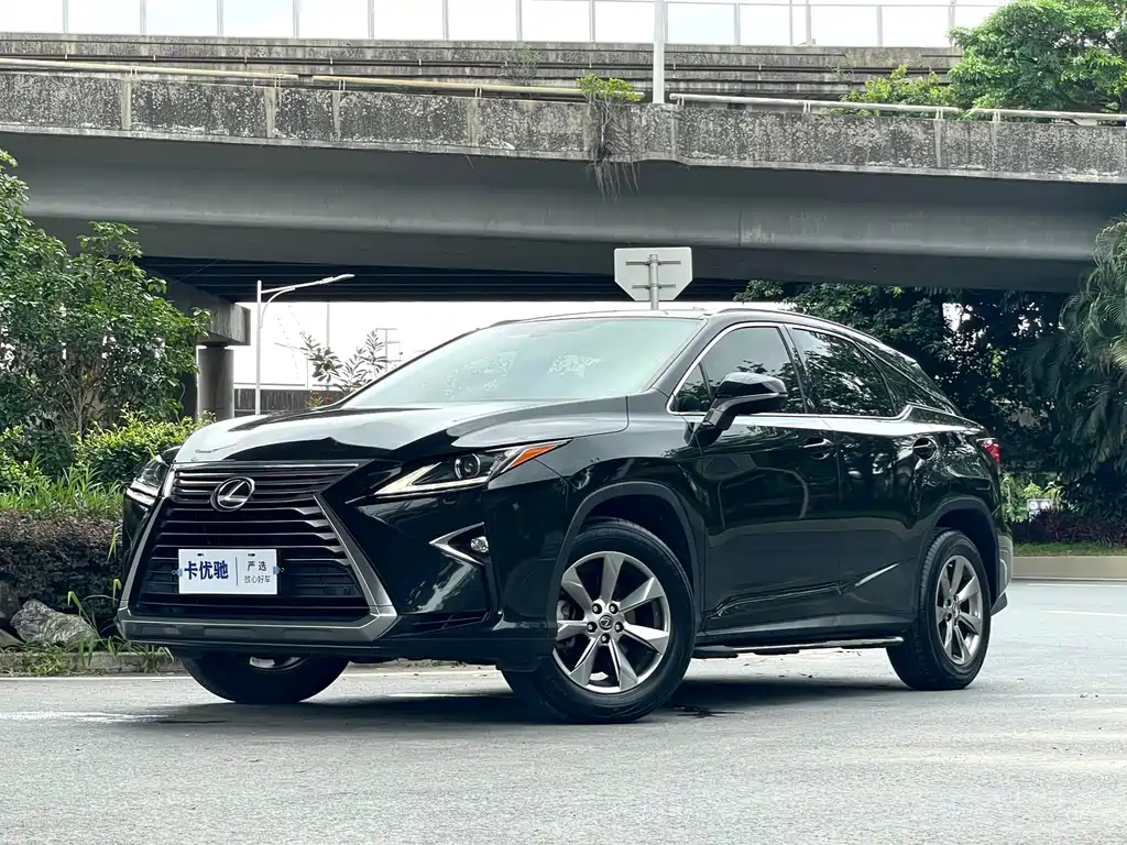 Lexus RX 2019 — фото 1