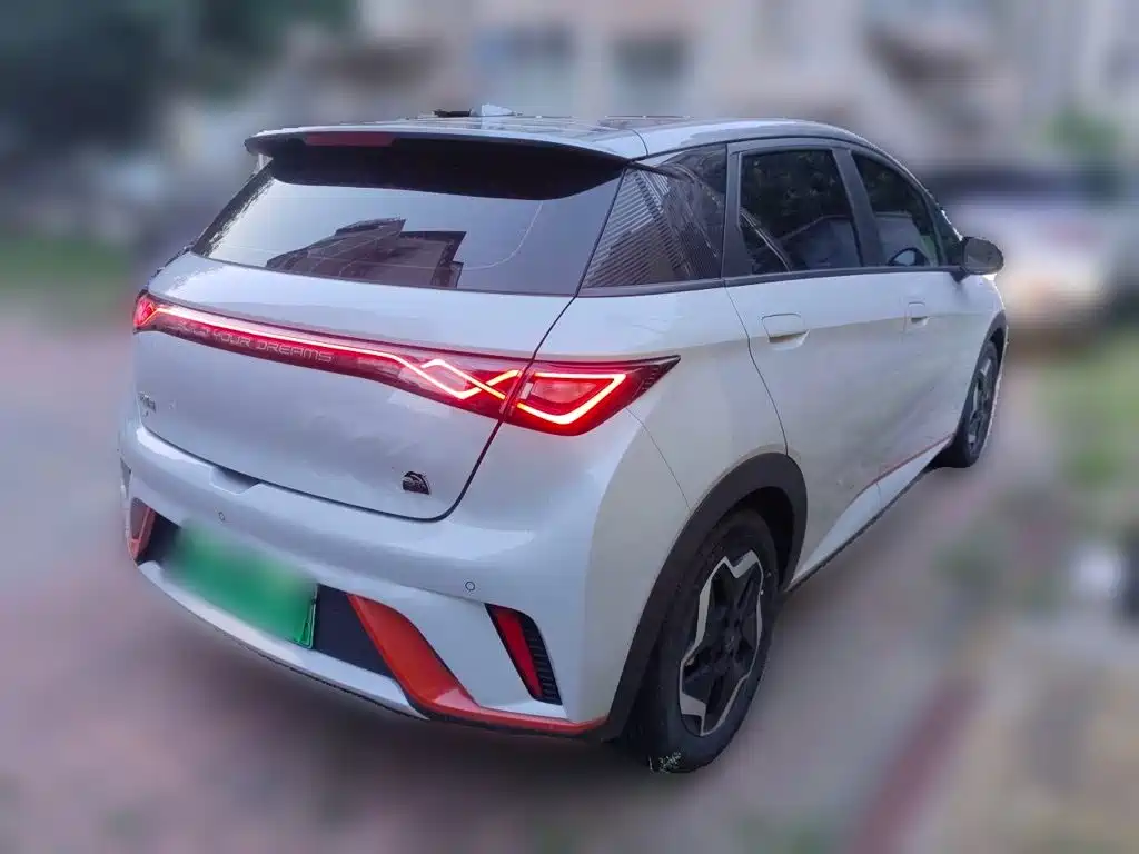 BYD Dolphin 2022