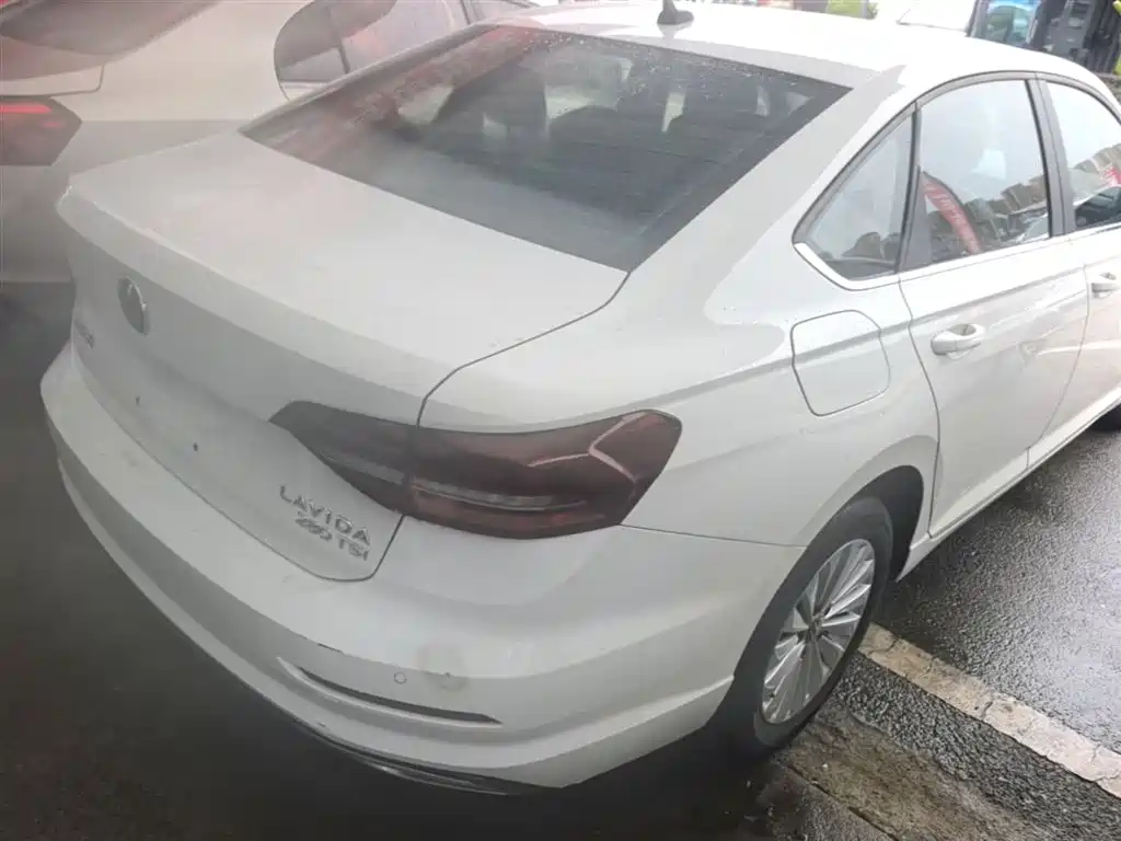 Volkswagen Lavida 2021 — фото 7