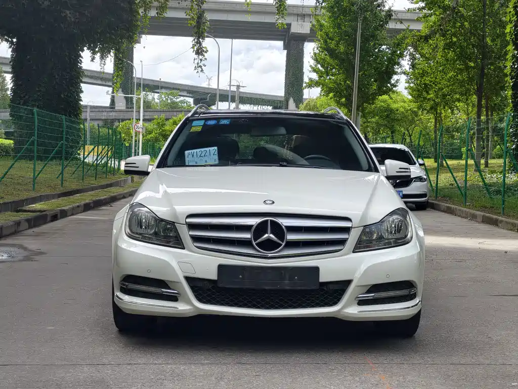Mercedes-Benz C-Class 2013 — фото 2