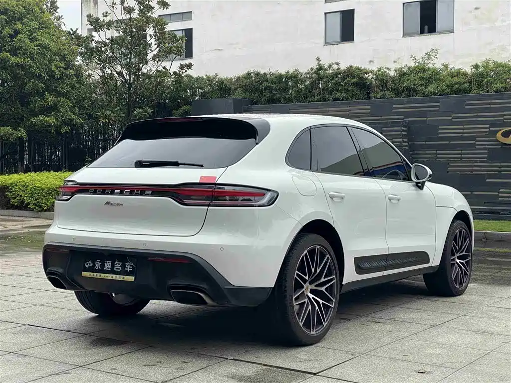 Porsche Macan 2022 — фото 18
