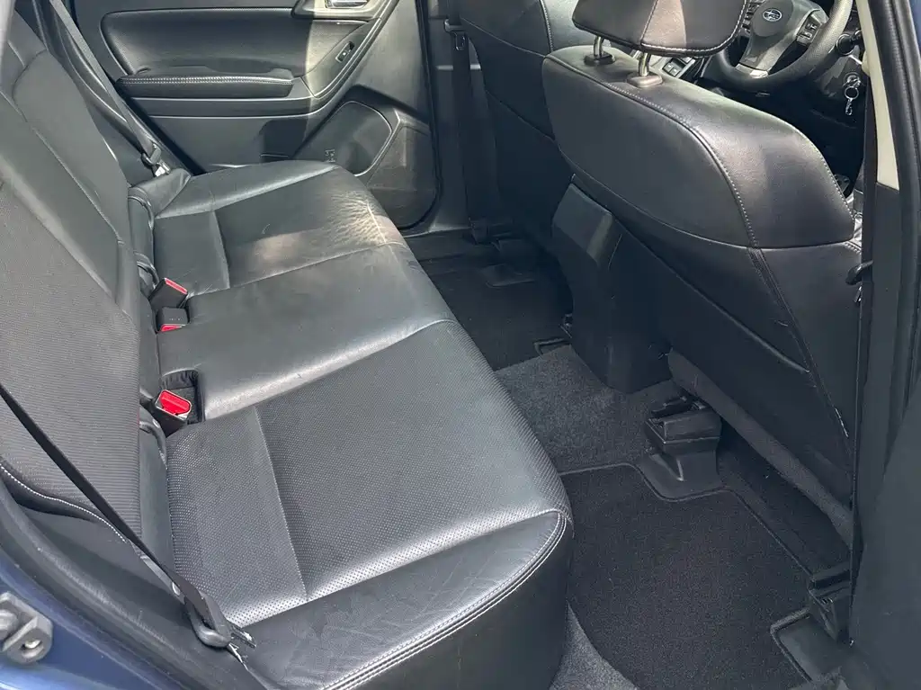 Subaru Forester 2015 — фото 11