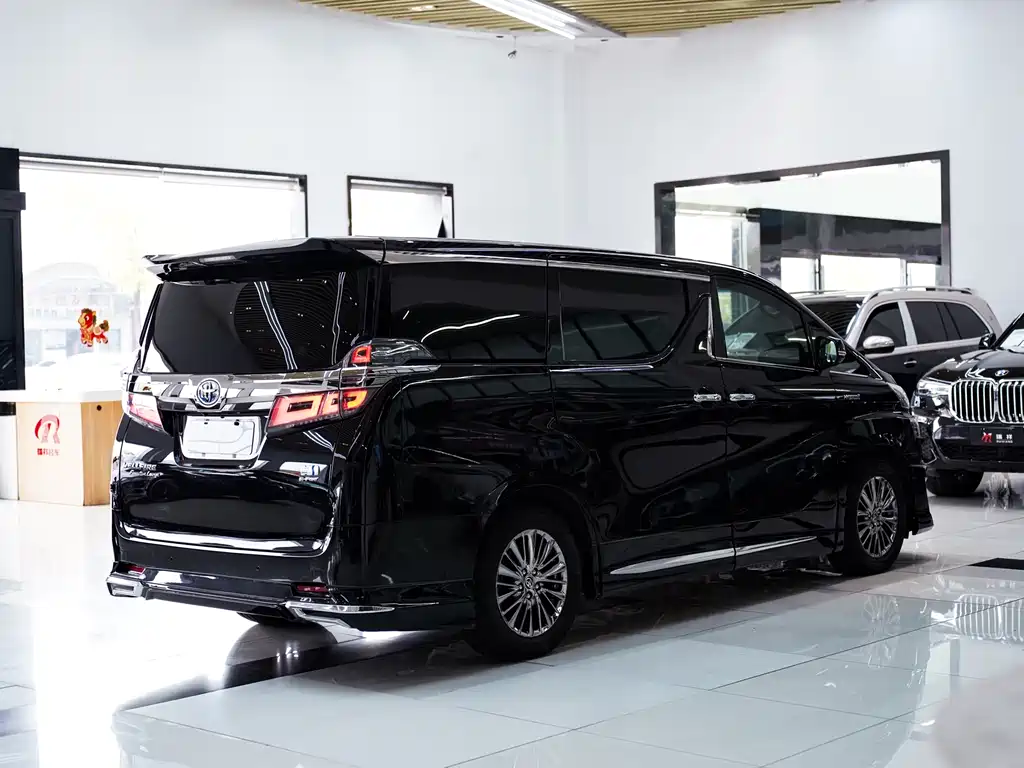Toyota Vellfire 2020 — фото 19