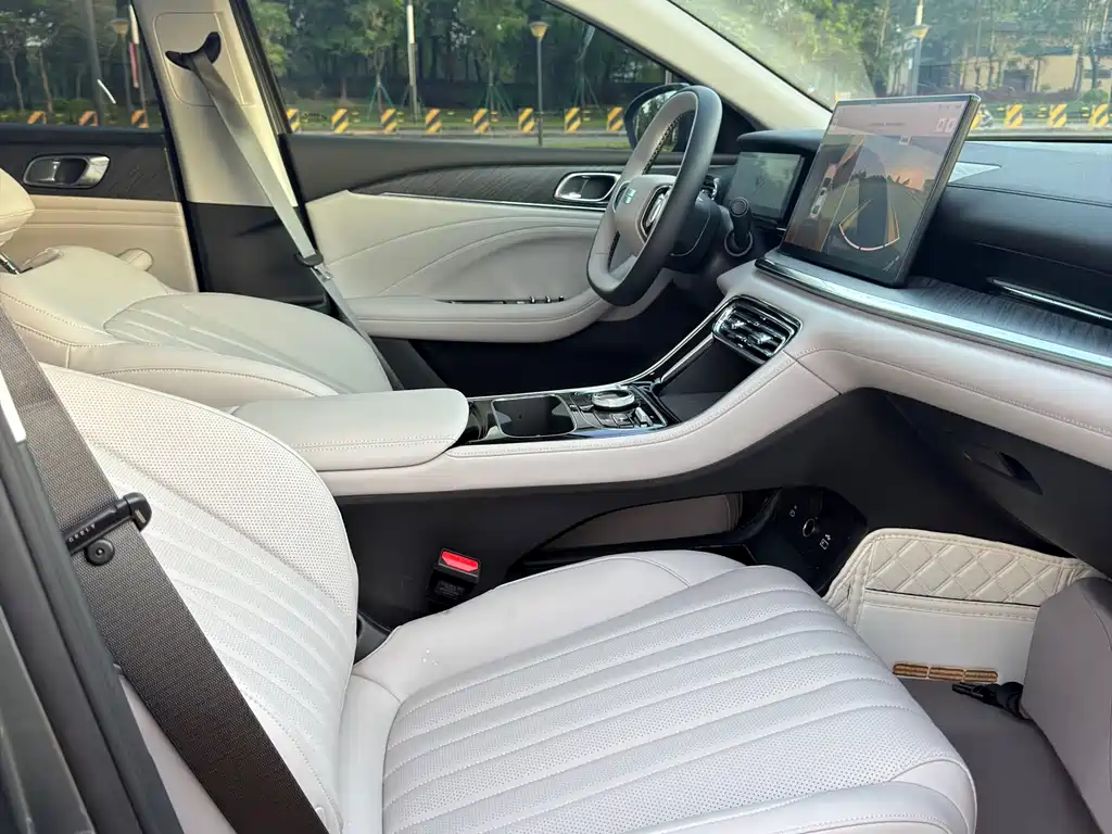 Geely Galaxy Star 6 2026 — фото 12
