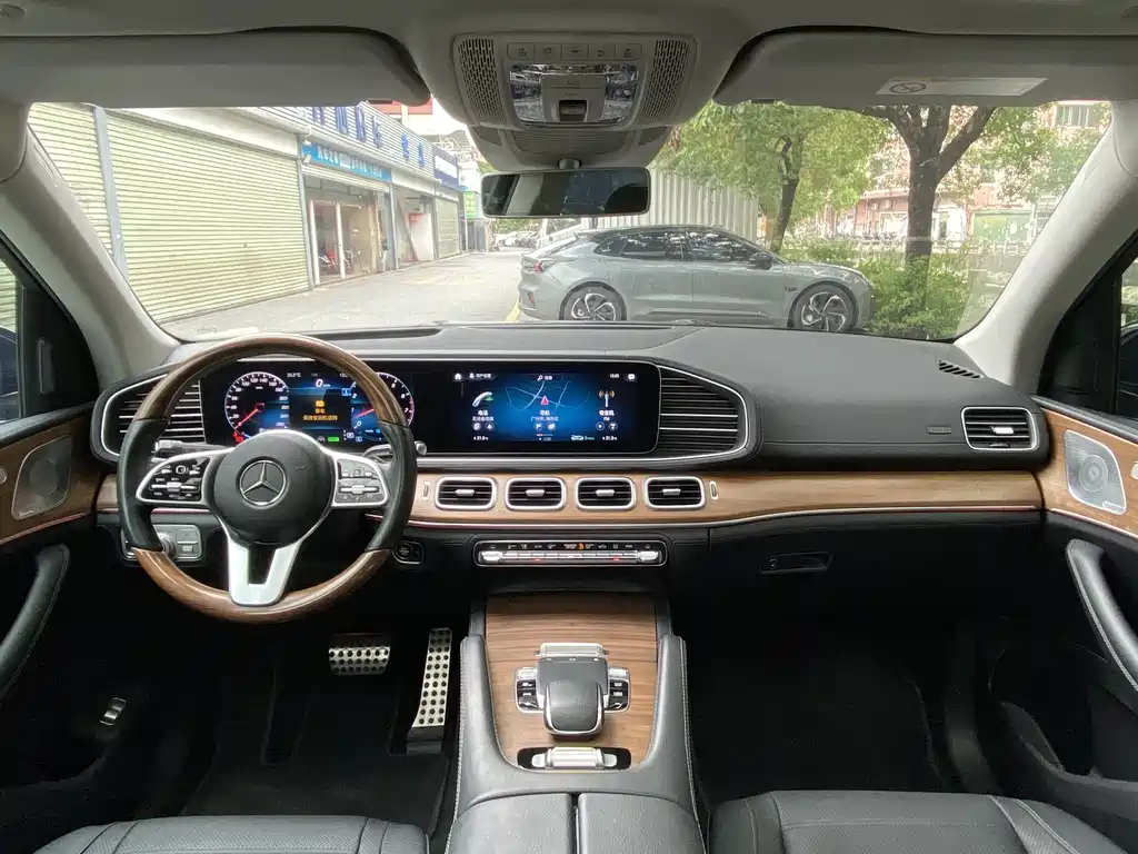 Mercedes-Benz GLS 2020 — фото 10