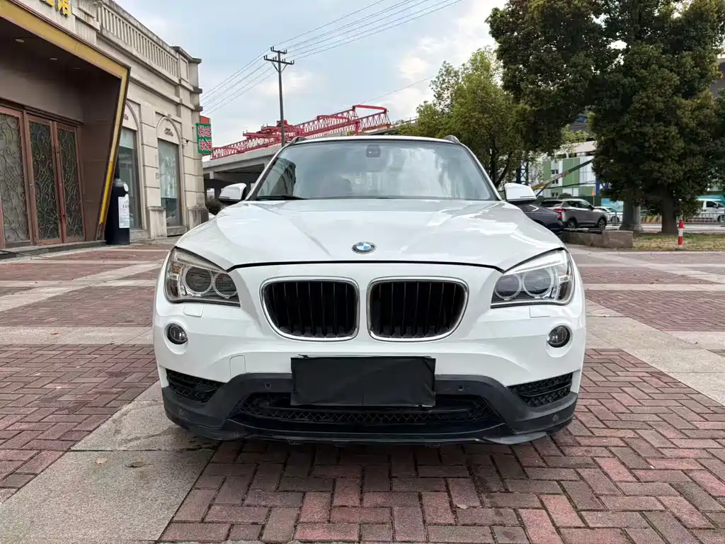 BMW X1 2015 — фото 3