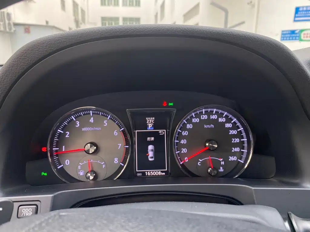Toyota Crown 2018 — фото 10